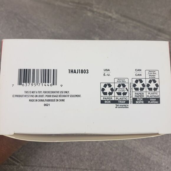 Hallmark Hogwarts Castle Harry Potter Wizarding World Ornament 2021 - Picture 8 of 8